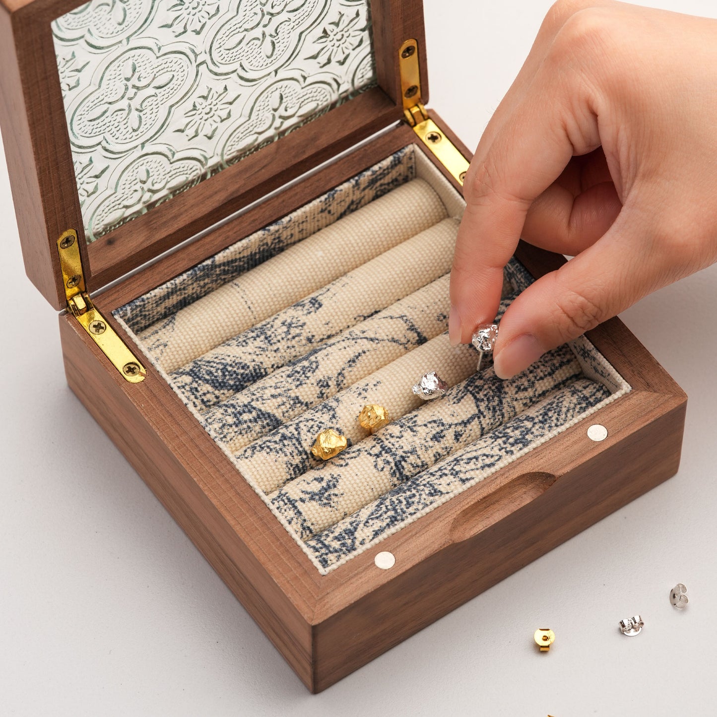 STONE EARRINGS