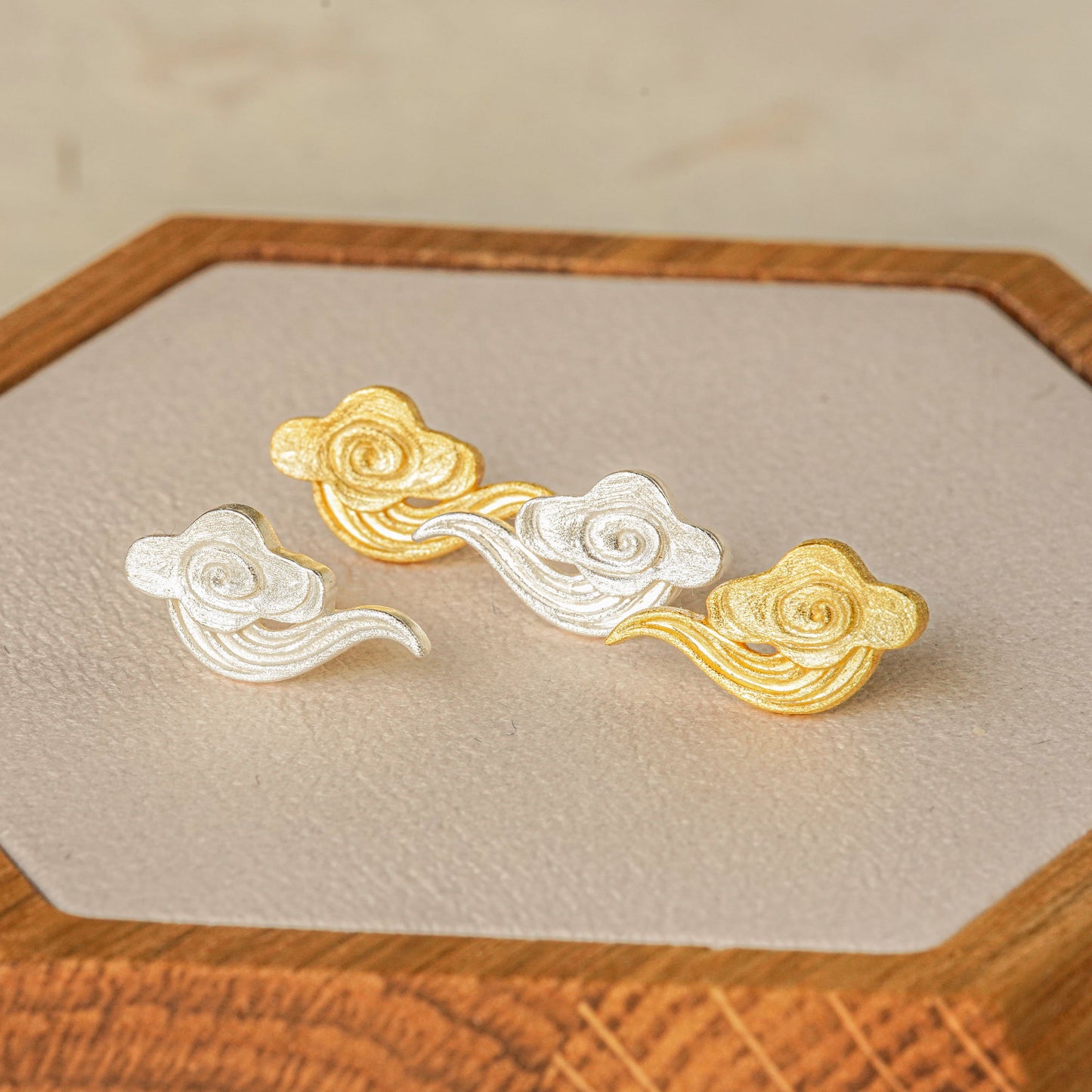 CLOUD EARRINGS