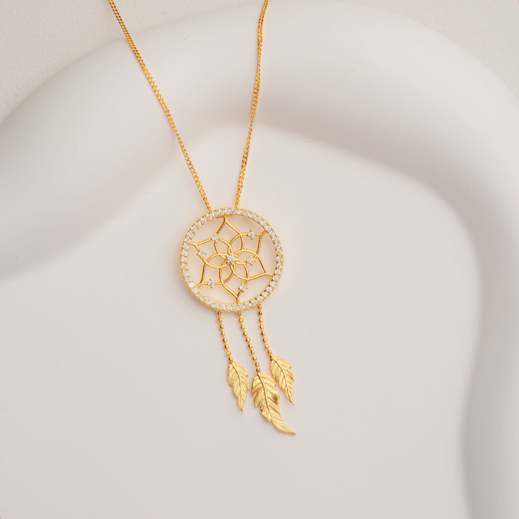Dreamcatcher bohemian jewelry necklace