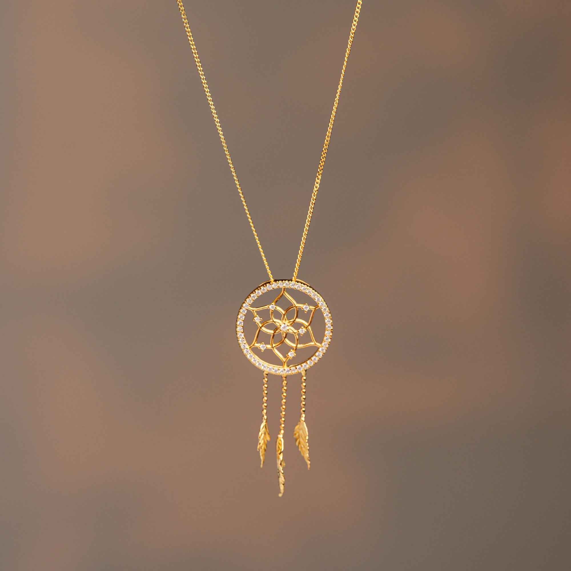 Dreamcatcher pendant necklace product view