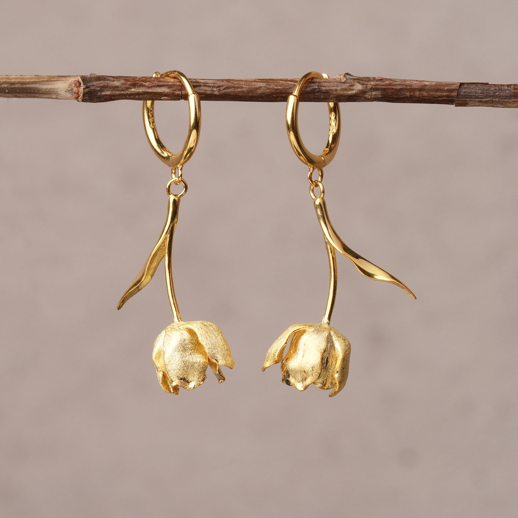 Gold tulip flower hoop earrings
