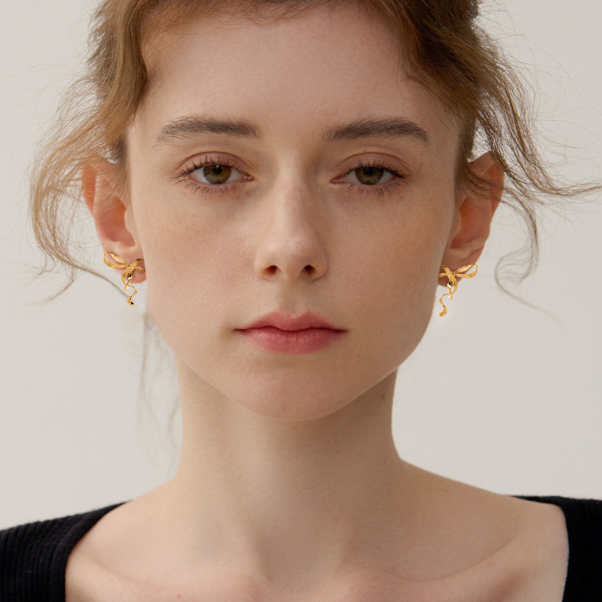 Hypoallergenic sterling silver knot earrings close-up