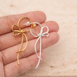 Knot jewelry bow earrings with delicate shape