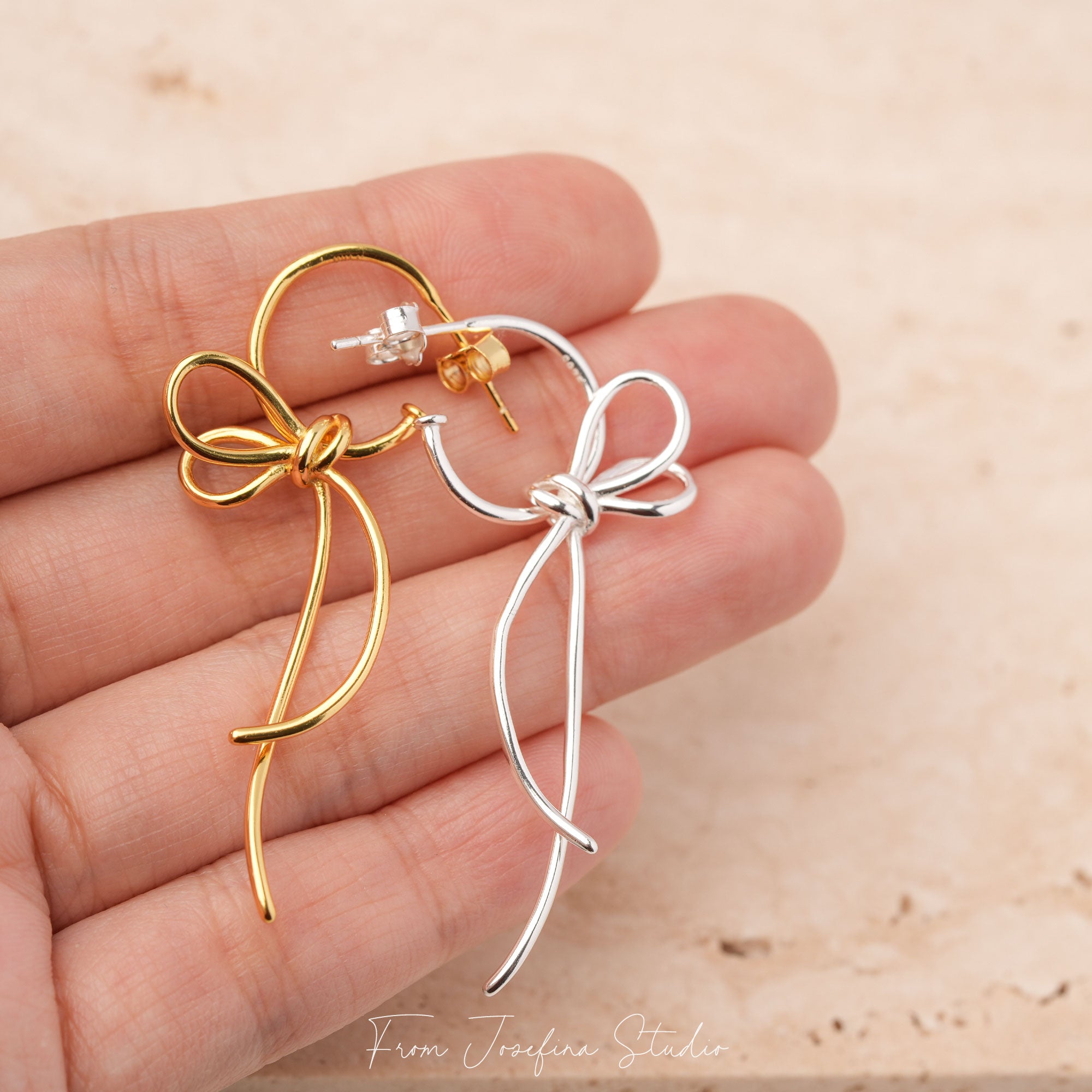 Knot jewelry bow earrings with delicate shape