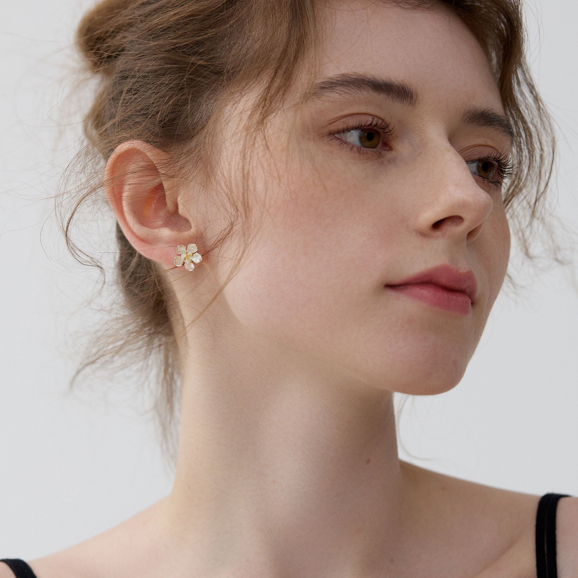 Peach flower earring with delicate floral design
