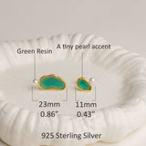 Summer lake earrings with green resin and pearl details