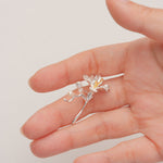 Trust and friendship symbol freesia pin