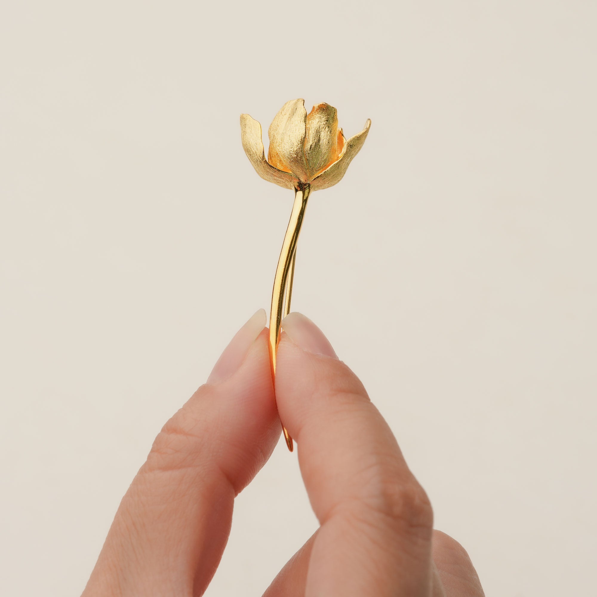 Tulip flower brooch in sterling silver product view