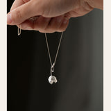 Tulip flower pendant necklace