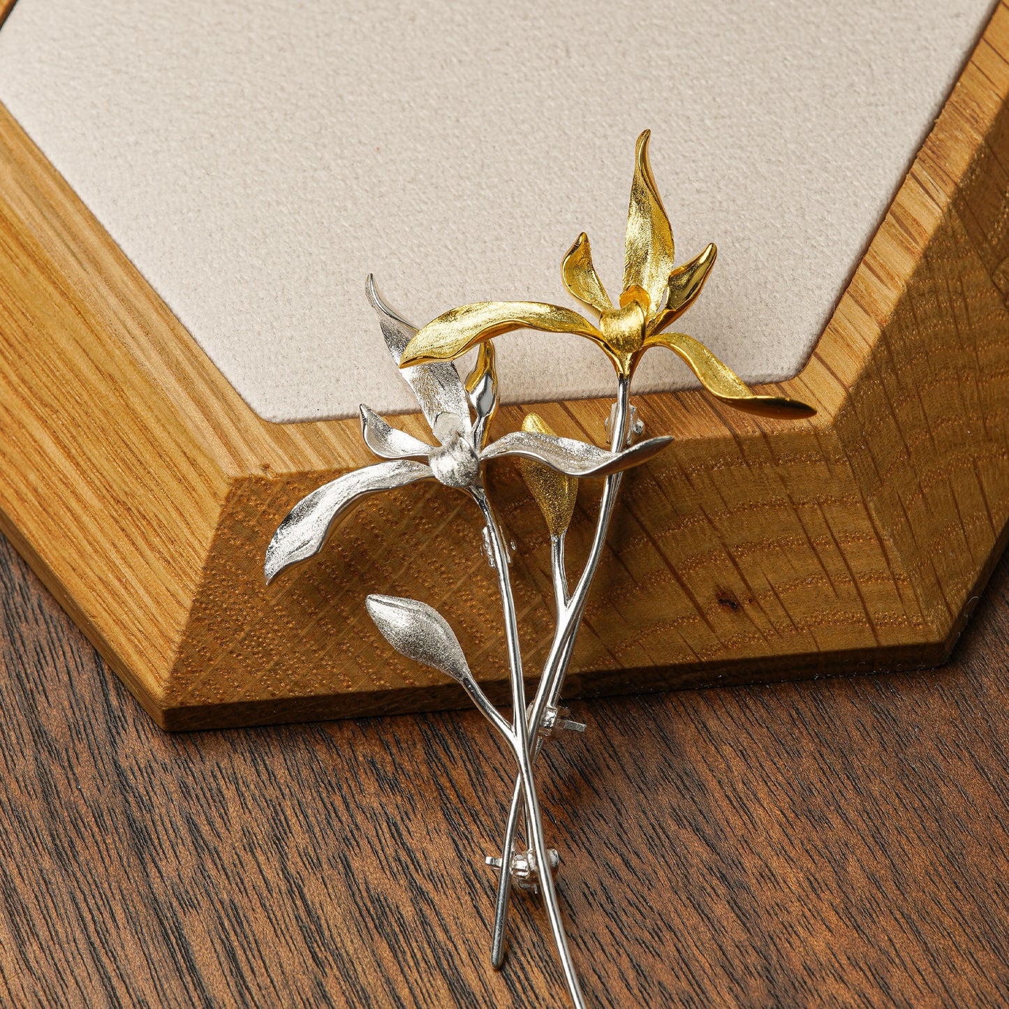 ORCHID FLOWER BROOCH